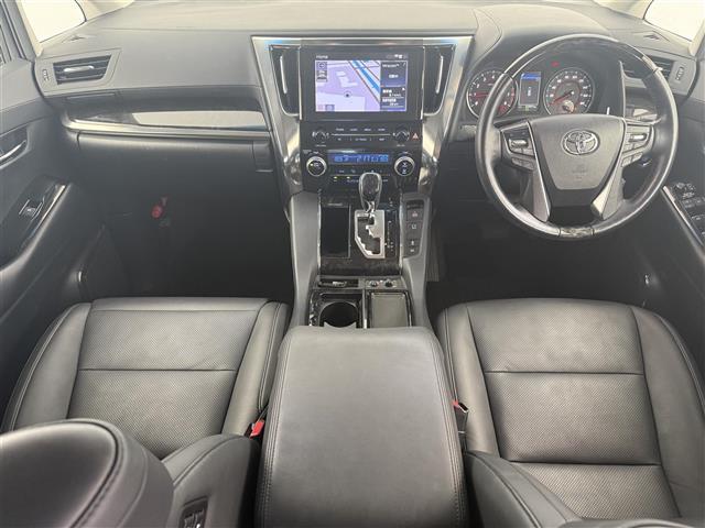 アルファード 2.5S Cパッケージ ワンオーナー パノラマルーフ 純正ナビ フリップダウンモニター バックカメラ Bluetooth フルセグTV トヨタセーフティセンス 衝突被害軽減システム クルーズコントロール(42枚目)