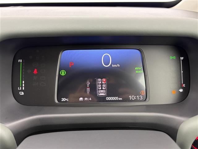 フリード ｅ：ＨＥＶクロスター　登録済未使用車　純正９インチナビ　フルセグＴＶ／Ｂｌｕｅｔｏｏｔｈ　ホンダセンシング　両側パワースライドドア　バックカメラ　ハーフレザーシート　前席シートヒーター　純正１５インチアルミホイール（4枚目）