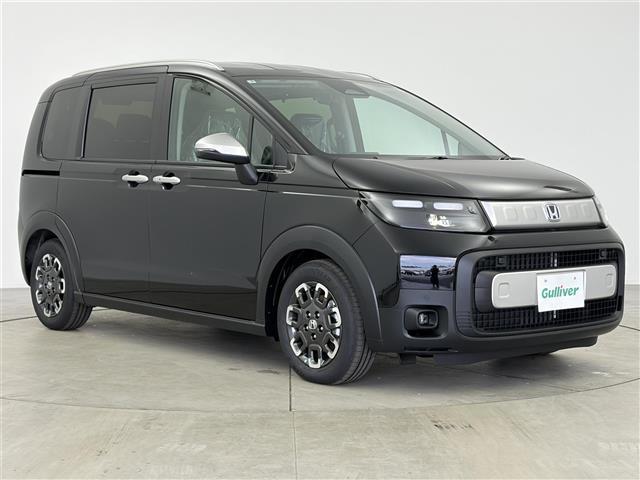 フリード ｅ：ＨＥＶクロスター　登録済未使用車　純正９インチナビ　フルセグＴＶ／Ｂｌｕｅｔｏｏｔｈ　ホンダセンシング　両側パワースライドドア　バックカメラ　ハーフレザーシート　前席シートヒーター　純正１５インチアルミホイール（29枚目）