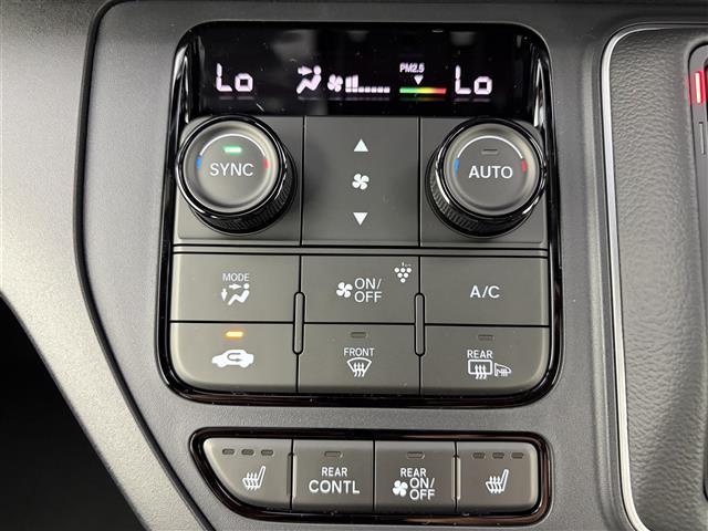 ステップワゴン e:HEVスパーダ 登録済未使用車 純正11.4インチナビ 電動リアゲート 両側パワースライドドア シートヒーター オットマン 純正16インチAW ハーフレザー 衝突軽減ブレーキ AppleCarPlay フルセグTV(13枚目)