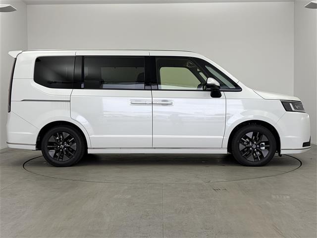 ステップワゴン e:HEVスパーダ 登録済未使用車 純正11.4インチナビ 電動リアゲート 両側パワースライドドア シートヒーター オットマン 純正16インチAW ハーフレザー 衝突軽減ブレーキ AppleCarPlay フルセグTV(32枚目)