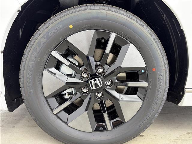 ステップワゴン e:HEVスパーダ 登録済未使用車 純正11.4インチナビ 電動リアゲート 両側パワースライドドア シートヒーター オットマン 純正16インチAW ハーフレザー 衝突軽減ブレーキ AppleCarPlay フルセグTV(40枚目)