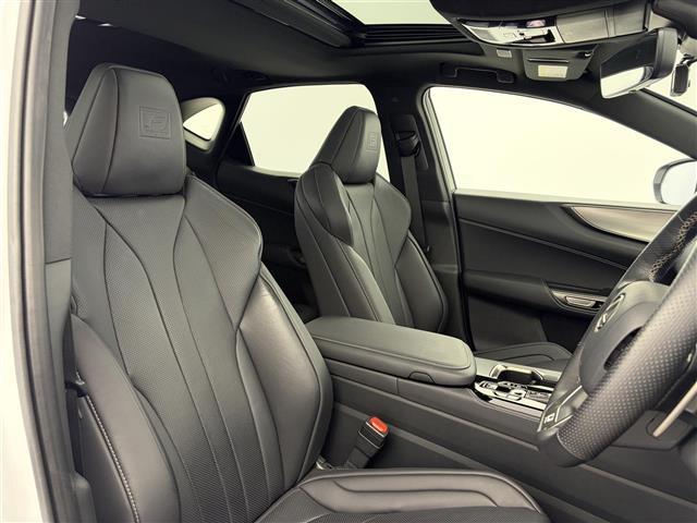 NX NX450h+ Fスポーツ 純正ナビ サンルーフ ブラックレザーシート パノラミックビューモニター ビルトインETC2.0 前後ドラレコ オレンジキャリパー 前席パワーシート 前席エアシート 全席シートヒーター レーダークルーズ(21枚目)