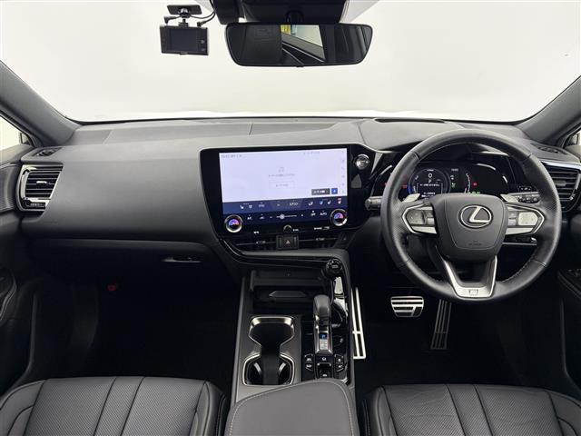 NX NX450h+ Fスポーツ 純正ナビ サンルーフ ブラックレザーシート パノラミックビューモニター ビルトインETC2.0 前後ドラレコ オレンジキャリパー 前席パワーシート 前席エアシート 全席シートヒーター レーダークルーズ(42枚目)