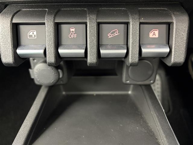 ジムニーノマド ＦＣ　登録済未使用車　登録時走行距離６７ｋｍ　衝突軽減　デュアルカメラブレーキサポート　革巻きステアリング　ステアリングリモコン　アダプティブクルーズコントロール　前席シートヒーター　ミラーヒーター（13枚目）