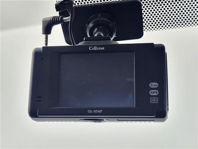 ヤリスクロス ハイブリッドＺ　衝突軽減　シートヒーター　ＥＴＣ２．０　Ｂｌｕｅｔｏｏｔｈ　レーダークルーズコントロール　パワーバックドア　ステアリングヒーター　ＬＥＤライト　フォグランプ　ドライブレコーダー　エンジンスターター（19枚目）