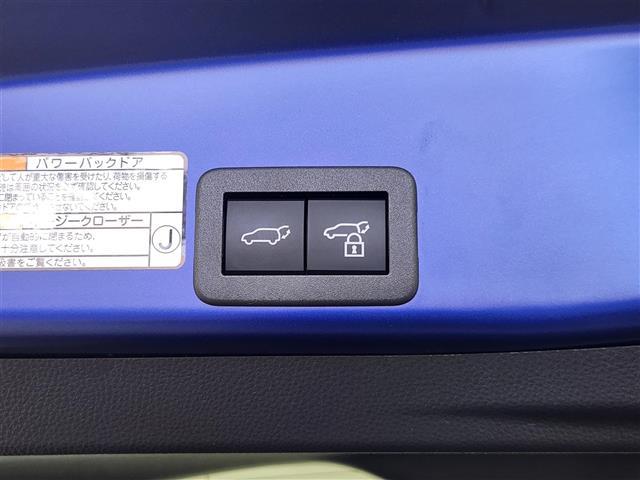 ヤリスクロス ハイブリッドＺ　衝突軽減　シートヒーター　ＥＴＣ２．０　Ｂｌｕｅｔｏｏｔｈ　レーダークルーズコントロール　パワーバックドア　ステアリングヒーター　ＬＥＤライト　フォグランプ　ドライブレコーダー　エンジンスターター（29枚目）