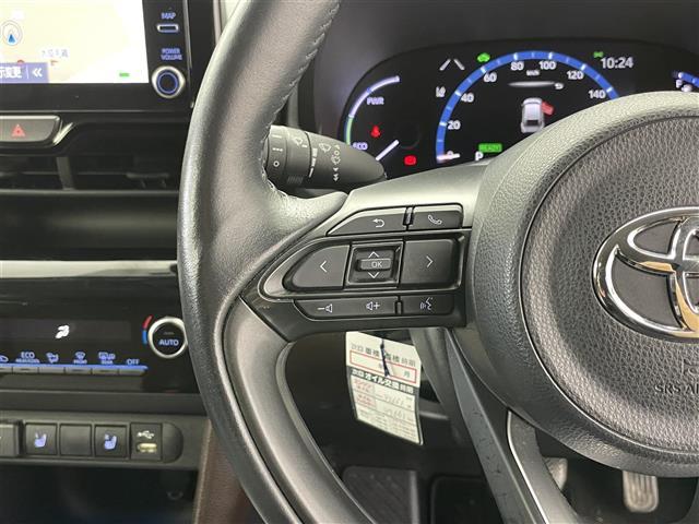 ヤリスクロス ハイブリッドZ ディスプレイオーディオ アラウンドビューモニター 追従クルコン ビルトETC シートヒーター ハーフレザー パワーシート ステアリングヒーター オートハイビーム スマートキー 保証書 記録簿(4枚目)