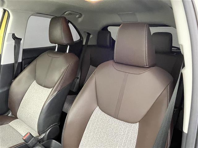 ヤリスクロス ハイブリッドZ ディスプレイオーディオ アラウンドビューモニター 追従クルコン ビルトETC シートヒーター ハーフレザー パワーシート ステアリングヒーター オートハイビーム スマートキー 保証書 記録簿(24枚目)