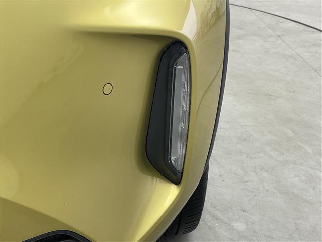 ヤリスクロス ハイブリッドZ ディスプレイオーディオ アラウンドビューモニター 追従クルコン ビルトETC シートヒーター ハーフレザー パワーシート ステアリングヒーター オートハイビーム スマートキー 保証書 記録簿(33枚目)