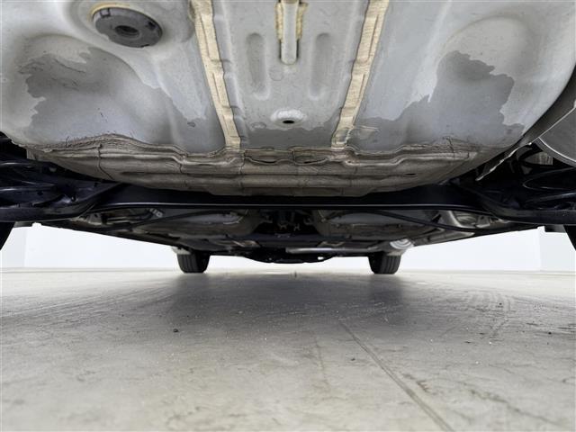 フィット １３Ｇ・Ｆパッケージ　社外ナビ　バックカメラ　ワンセグＴＶ　ドライブレコーダー　スマートキー　プッシュスタート　電動格納ミラー　ＥＴＣ　ＣＤ／ＤＶＤ再生　パワーステアリング　パワーウィンドウ　横滑り防止装置（37枚目）