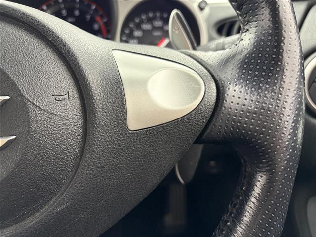 フェアレディZ ロードスターバージョンT BOSEサウンド 純正ナビ パワーシート シートクーラー シートヒーター ETC パドルシフト 純正フロアマット 純正18インチAW 純正LEDライト Pスタート スマートキー Bluetooth(7枚目)