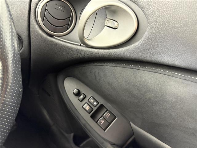 フェアレディZ ロードスターバージョンT BOSEサウンド 純正ナビ パワーシート シートクーラー シートヒーター ETC パドルシフト 純正フロアマット 純正18インチAW 純正LEDライト Pスタート スマートキー Bluetooth(15枚目)