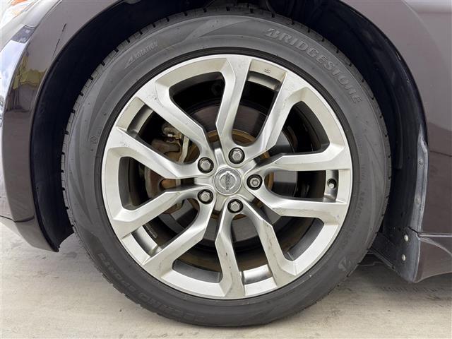 フェアレディZ ロードスターバージョンT BOSEサウンド 純正ナビ パワーシート シートクーラー シートヒーター ETC パドルシフト 純正フロアマット 純正18インチAW 純正LEDライト Pスタート スマートキー Bluetooth(39枚目)