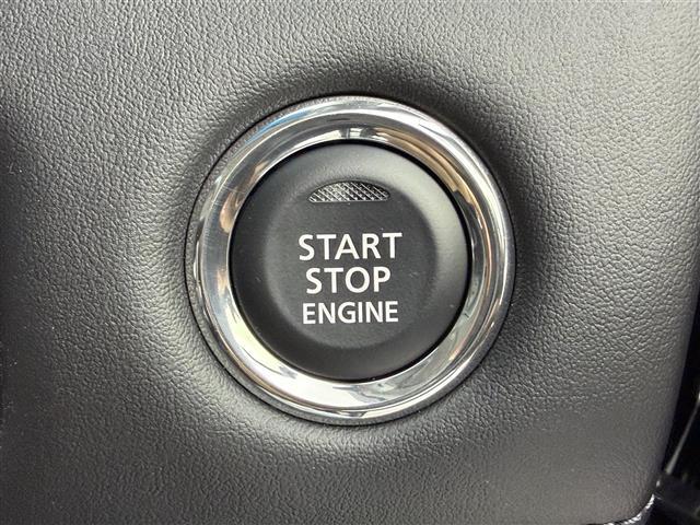 デリカD:5 ブラックエディション 登録済未使用車 11型ナビ Bluetooth対応 フルセグTV 全方位カメラ パドルシフト ステアリングヒーター 本革シート パワーシート シートヒーター 後席フリップダウンモニター 電動ステップ(5枚目)