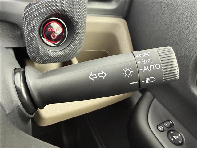 フリード e:HEVエアー EX 登録済未使用車 純正ナビ バックカメラ 両側パワースライドドア ブラインドスポットモニター 純正15インチアルミホイール 衝突軽減ブレーキ アダプティブクルーズコントロール シートヒーター フルセグ(9枚目)