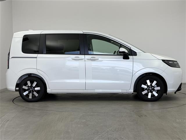 フリード e:HEVエアー EX 登録済未使用車 純正ナビ バックカメラ 両側パワースライドドア ブラインドスポットモニター 純正15インチアルミホイール 衝突軽減ブレーキ アダプティブクルーズコントロール シートヒーター フルセグ(30枚目)