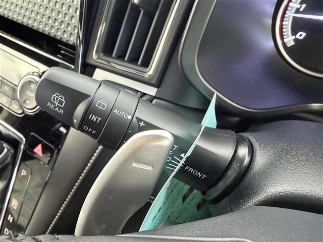 デリカD:5 シャモニー 登録済未使用車 全方位カメラ パドルシフト ステアリングヒーター ハーフレザーシート パワーシート シートヒーター キャプテンシート 両側パワースライドドア パワーバックドア 純正18インチAW(8枚目)