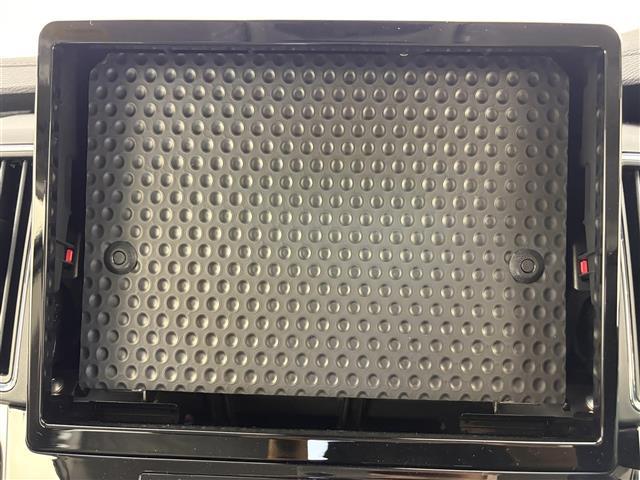 デリカD:5 シャモニー 登録済未使用車 全方位カメラ パドルシフト ステアリングヒーター ハーフレザーシート パワーシート シートヒーター キャプテンシート 両側パワースライドドア パワーバックドア 純正18インチAW(10枚目)