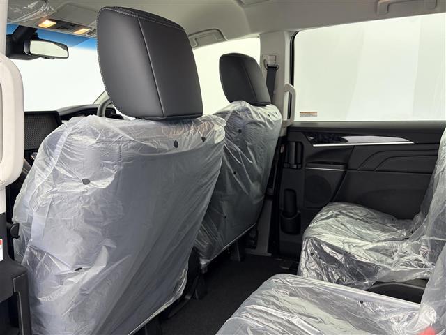 デリカD:5 シャモニー 登録済未使用車 全方位カメラ パドルシフト ステアリングヒーター ハーフレザーシート パワーシート シートヒーター キャプテンシート 両側パワースライドドア パワーバックドア 純正18インチAW(24枚目)