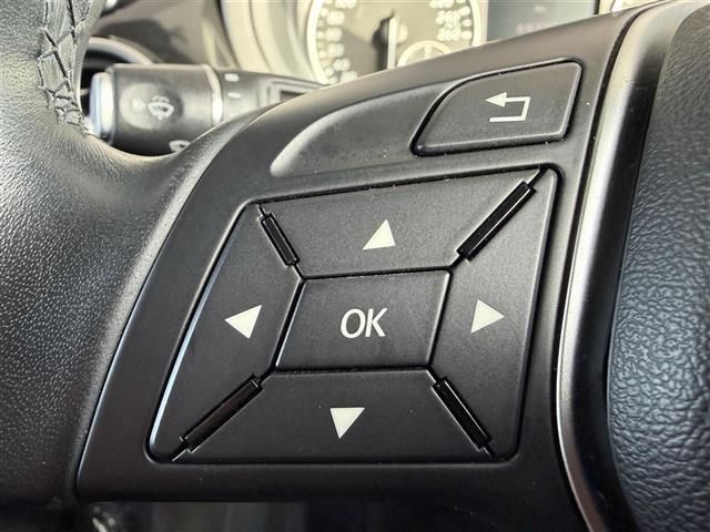 Bクラス B180 ブルーエフィシェンシー バリューパッケージ 純正ナビ Bluetooth対応 ワンセグTV バックカメラ ETC ステアリングリモコン クルーズコントロール アテンションアシスト 純正16インチAW 取扱説明書 保証書(6枚目)