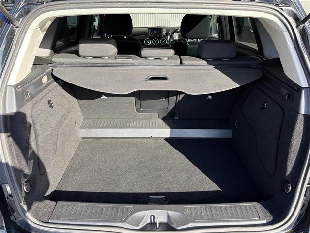 Bクラス B180 ブルーエフィシェンシー バリューパッケージ 純正ナビ Bluetooth対応 ワンセグTV バックカメラ ETC ステアリングリモコン クルーズコントロール アテンションアシスト 純正16インチAW 取扱説明書 保証書(26枚目)