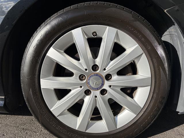 Bクラス B180 ブルーエフィシェンシー バリューパッケージ 純正ナビ Bluetooth対応 ワンセグTV バックカメラ ETC ステアリングリモコン クルーズコントロール アテンションアシスト 純正16インチAW 取扱説明書 保証書(37枚目)