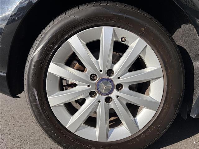 Bクラス B180 ブルーエフィシェンシー バリューパッケージ 純正ナビ Bluetooth対応 ワンセグTV バックカメラ ETC ステアリングリモコン クルーズコントロール アテンションアシスト 純正16インチAW 取扱説明書 保証書(38枚目)