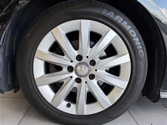 Bクラス B180 ブルーエフィシェンシー バリューパッケージ 純正ナビ Bluetooth対応 ワンセグTV バックカメラ ETC ステアリングリモコン クルーズコントロール アテンションアシスト 純正16インチAW 取扱説明書 保証書(39枚目)