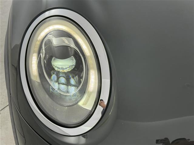 ＭＩＮＩ ジョンクーパーワークス　ワンオーナー　純正ナビ　ターボ車　ＥＴＣ　シートヒーター　クルーズコントロール　純正１８インチＡＷ　パドルシフト　ＨＵＤ　ステリモ　ＬＥＤライト　フロアマット　オートライト　スマートキー（33枚目）