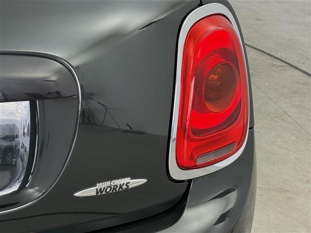 ＭＩＮＩ ジョンクーパーワークス　ワンオーナー　純正ナビ　ターボ車　ＥＴＣ　シートヒーター　クルーズコントロール　純正１８インチＡＷ　パドルシフト　ＨＵＤ　ステリモ　ＬＥＤライト　フロアマット　オートライト　スマートキー（36枚目）