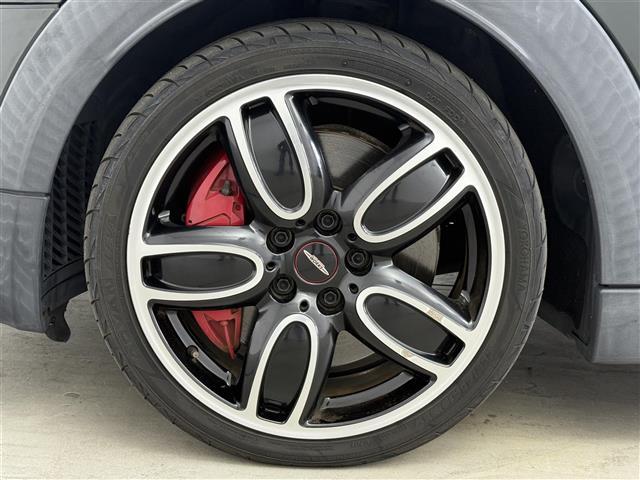 ＭＩＮＩ ジョンクーパーワークス　ワンオーナー　純正ナビ　ターボ車　ＥＴＣ　シートヒーター　クルーズコントロール　純正１８インチＡＷ　パドルシフト　ＨＵＤ　ステリモ　ＬＥＤライト　フロアマット　オートライト　スマートキー（39枚目）