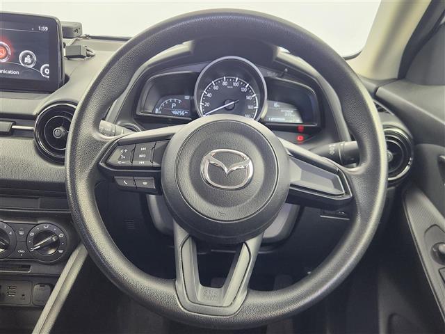 ＭＡＺＤＡ２ １５Ｃ　法人仕様車　マツダコネクトナビ　バックカメラ　ブラインドスポットモニタリング　衝突被害軽減ブレーキ　ＥＴＣ　横滑り防止装置　アイドリングストップ　スマートキー　プッシュスタート　オートライト（3枚目）