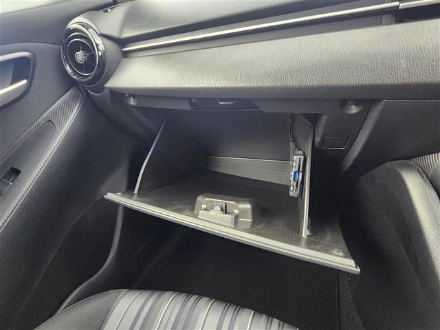 ＭＡＺＤＡ２ １５Ｃ　法人仕様車　マツダコネクトナビ　バックカメラ　ブラインドスポットモニタリング　衝突被害軽減ブレーキ　ＥＴＣ　横滑り防止装置　アイドリングストップ　スマートキー　プッシュスタート　オートライト（15枚目）