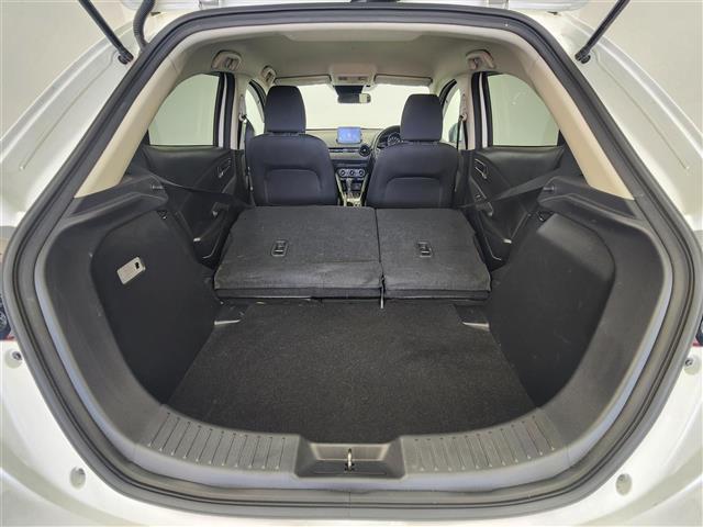 ＭＡＺＤＡ２ １５Ｃ　法人仕様車　マツダコネクトナビ　バックカメラ　ブラインドスポットモニタリング　衝突被害軽減ブレーキ　ＥＴＣ　横滑り防止装置　アイドリングストップ　スマートキー　プッシュスタート　オートライト（28枚目）