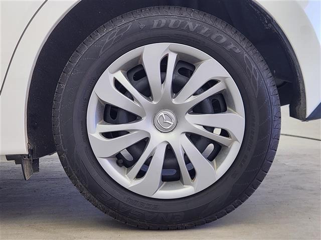 ＭＡＺＤＡ２ １５Ｃ　法人仕様車　マツダコネクトナビ　バックカメラ　ブラインドスポットモニタリング　衝突被害軽減ブレーキ　ＥＴＣ　横滑り防止装置　アイドリングストップ　スマートキー　プッシュスタート　オートライト（41枚目）