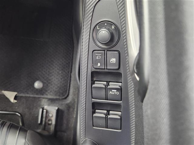 ＭＡＺＤＡ２ １５Ｃ　ユーティリティＰＫＧ　マツダコネクトナビ　バックカメラ　衝突被害ブレーキ　ドライブレコーダー　ＥＴＣ　レーンキープアシスト　リモコンキー×２　プッシュスタート　ＬＥＤヘッドライト　ステリングリモコン（18枚目）