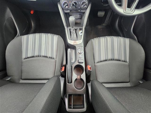 ＭＡＺＤＡ２ １５Ｃ　ユーティリティＰＫＧ　マツダコネクトナビ　バックカメラ　衝突被害ブレーキ　ドライブレコーダー　ＥＴＣ　レーンキープアシスト　リモコンキー×２　プッシュスタート　ＬＥＤヘッドライト　ステリングリモコン（22枚目）