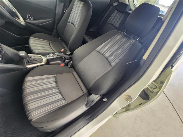 ＭＡＺＤＡ２ １５Ｃ　ユーティリティＰＫＧ　マツダコネクトナビ　バックカメラ　衝突被害ブレーキ　ドライブレコーダー　ＥＴＣ　レーンキープアシスト　リモコンキー×２　プッシュスタート　ＬＥＤヘッドライト　ステリングリモコン（23枚目）