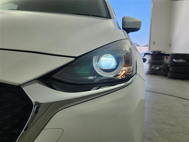 ＭＡＺＤＡ２ １５Ｃ　ユーティリティＰＫＧ　マツダコネクトナビ　バックカメラ　衝突被害ブレーキ　ドライブレコーダー　ＥＴＣ　レーンキープアシスト　リモコンキー×２　プッシュスタート　ＬＥＤヘッドライト　ステリングリモコン（38枚目）
