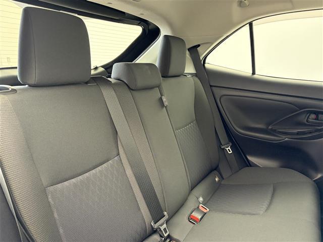 ヤリスクロス ハイブリッドG 純正8.8インチディスプレイオーディオナビ フルセグTV パノラミックビューモニター トヨタセーフティセンス ETC2.0 前方ドライブレコーダー 純正16インチアルミホイール LEDヘッドライト(25枚目)