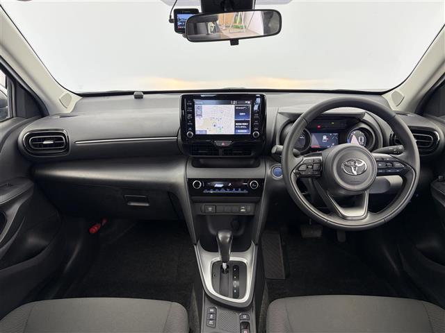 ヤリスクロス ハイブリッドG 純正8.8インチディスプレイオーディオナビ フルセグTV パノラミックビューモニター トヨタセーフティセンス ETC2.0 前方ドライブレコーダー 純正16インチアルミホイール LEDヘッドライト(42枚目)