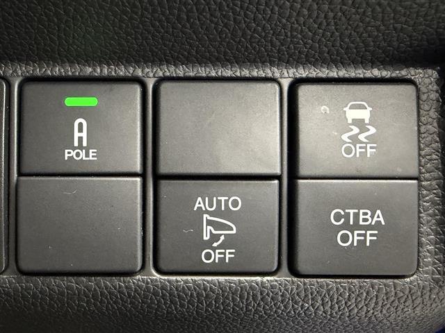 フィット 13G・Lパッケージ シティーブレーキアクティブ【CTBA】 横滑り防止装置 純正ナビ Bluetooth/ワンセグ/AM/FM) 純正ドライブレコーダ アイドリングストップ 革巻きステアオートLEDヘッドライト(16枚目)