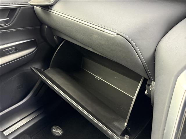 ハリアー Z 純正12.3インチナビ フルセグ Bluetooth接続 パノラミックビュー トヨタセーフティセンス 衝突被害軽減ブレーキ レーンキープアシスト レーダークルーズコントロール デジタルインナーミラー(16枚目)