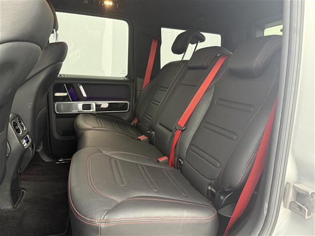 Gクラス G350d AMGライン ラグジュアリーパッケージ サンルーフ ブルメスタープレミアムサウンド AMGスタイリングパッケージ アダプティブダンピングシステム 純正ナビ Bluetooth接続 フルセグTV ACC BSM(23枚目)