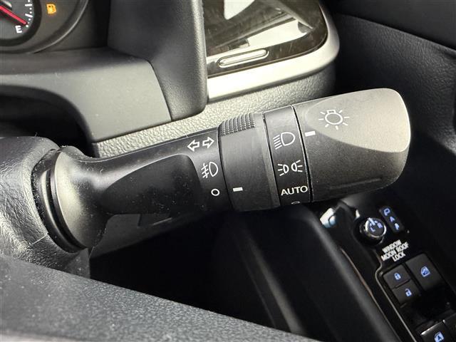 アルファード ２．５Ｓ　Ａパッケージ　タイプブラック　サンルーフ　アルパインＢＩＧＸ１１型ナビ（ＢＴ／フルセグＴＶ／ＣＤ／ＤＶＤ）　アルパインフリップダウンモニタ　バックカメラ　前後ドラレコ　ビルトインＥＴＣ　純正１８インチＡＷ（スタッドレス付ＡＷ車載）（9枚目）