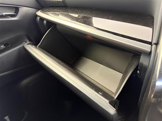 アルファード ２．５Ｓ　Ａパッケージ　タイプブラック　サンルーフ　アルパインＢＩＧＸ１１型ナビ（ＢＴ／フルセグＴＶ／ＣＤ／ＤＶＤ）　アルパインフリップダウンモニタ　バックカメラ　前後ドラレコ　ビルトインＥＴＣ　純正１８インチＡＷ（スタッドレス付ＡＷ車載）（15枚目）