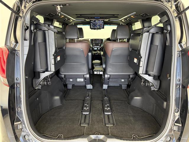 アルファード ２．５Ｓ　Ａパッケージ　タイプブラック　サンルーフ　アルパインＢＩＧＸ１１型ナビ（ＢＴ／フルセグＴＶ／ＣＤ／ＤＶＤ）　アルパインフリップダウンモニタ　バックカメラ　前後ドラレコ　ビルトインＥＴＣ　純正１８インチＡＷ（スタッドレス付ＡＷ車載）（29枚目）