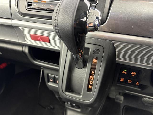 スペーシアギア ハイブリッドXZ ターボ スズキセーフティサポート 衝突被害軽減ブレーキ 車線逸脱警報 レーダークルーコントロール ステアリングスイッチ 両側電動スライドドア 純正ナビ ワンセグTV Bluetooth ステアリングスイッチ(12枚目)