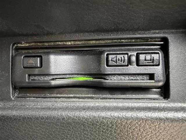 スペーシアギア ハイブリッドXZ ターボ スズキセーフティサポート 衝突被害軽減ブレーキ 車線逸脱警報 レーダークルーコントロール ステアリングスイッチ 両側電動スライドドア 純正ナビ ワンセグTV Bluetooth ステアリングスイッチ(18枚目)